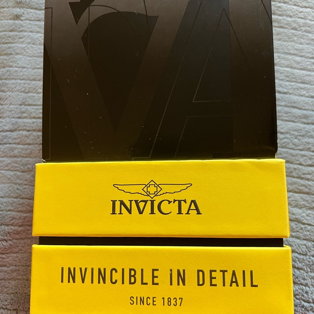 Women’s INVICTA watch. NEW Never Worn